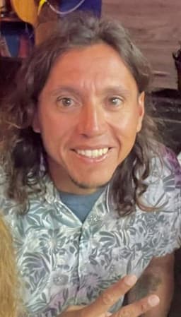 César Escarabay